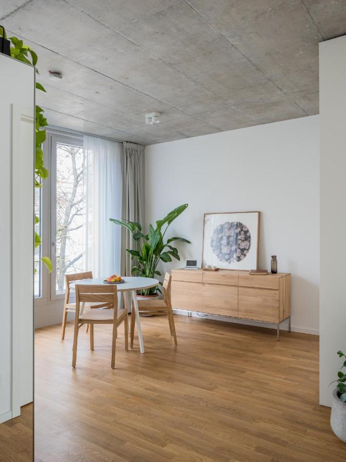 Carlotta Apartment